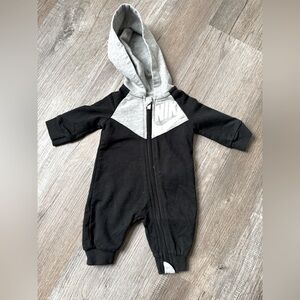 Nike Outfit Hoodie Sweatpants Newborn Baby Outfit Black Gray Comfy Soft Full Zip